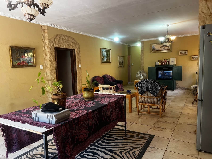 Commercial Property for Sale in De Wildt North West